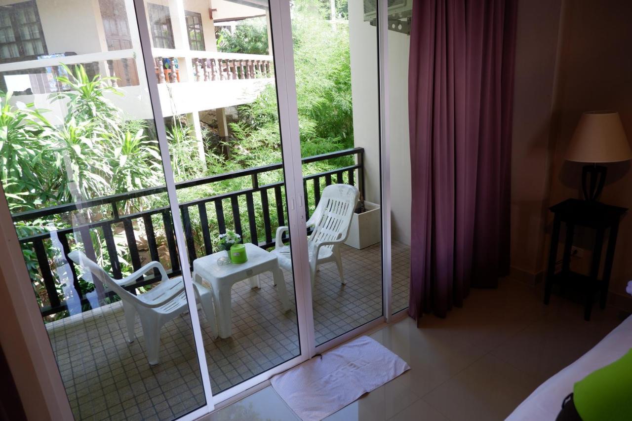 Kata Beachwalk Hotel And Bungalows Kültér fotó