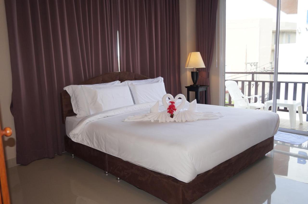 Kata Beachwalk Hotel And Bungalows Kültér fotó