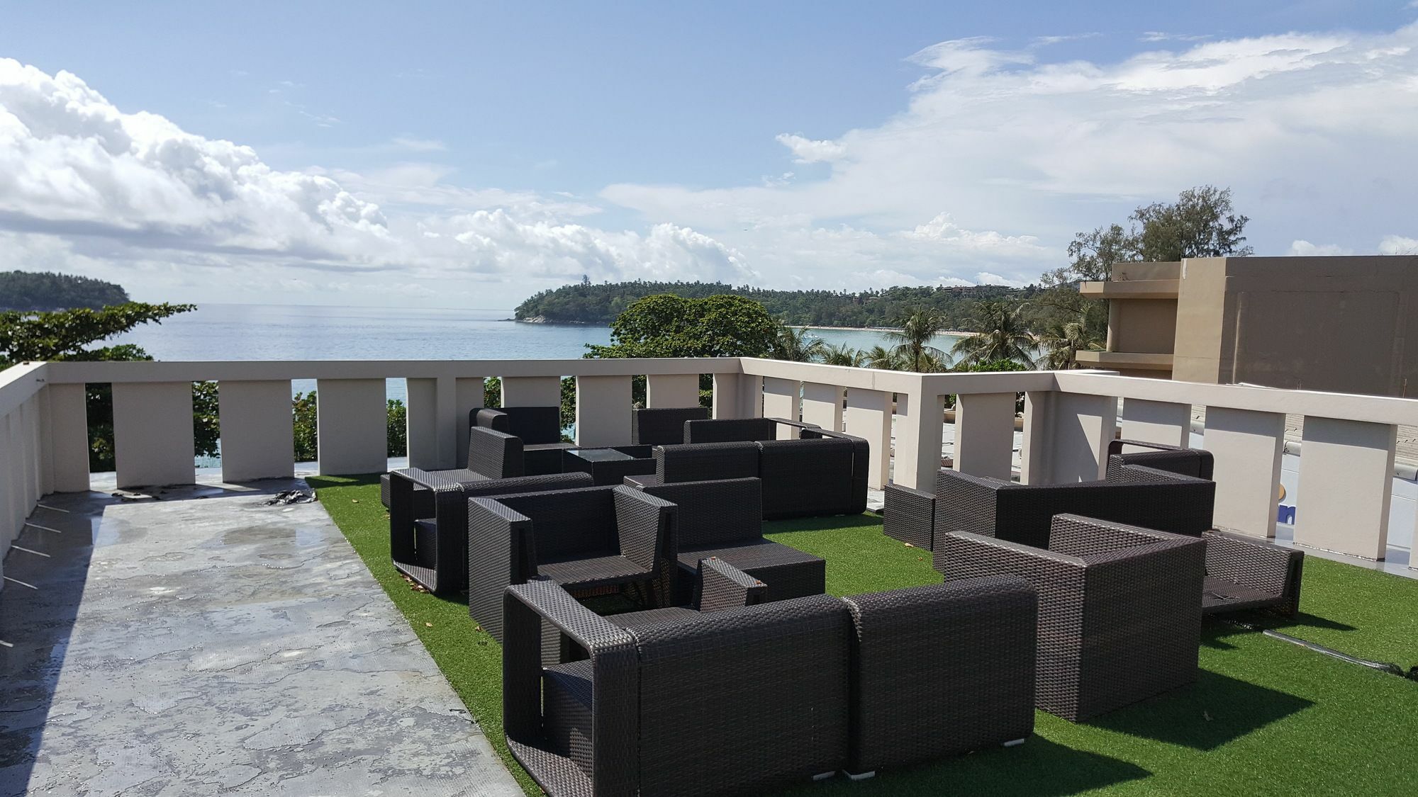 Kata Beachwalk Hotel And Bungalows Kültér fotó