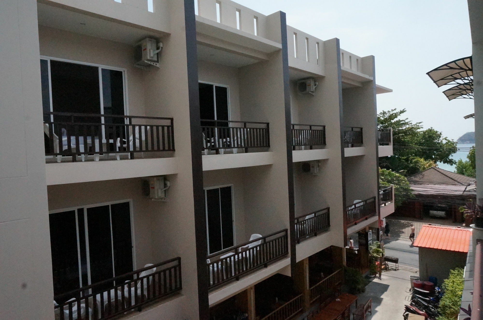 Kata Beachwalk Hotel And Bungalows Kültér fotó